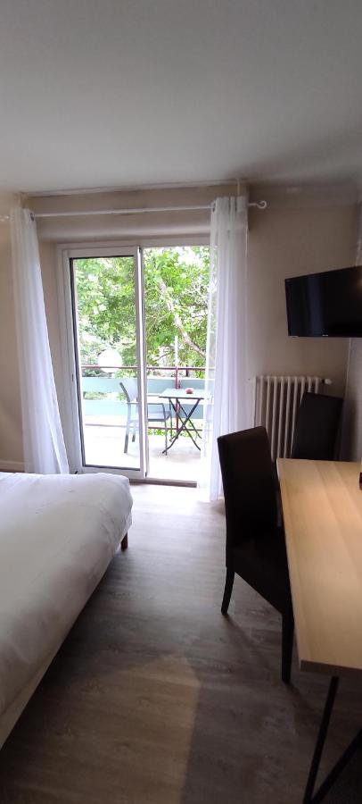 Hostellerie Du Parc Labarthe-Inard Kültér fotó