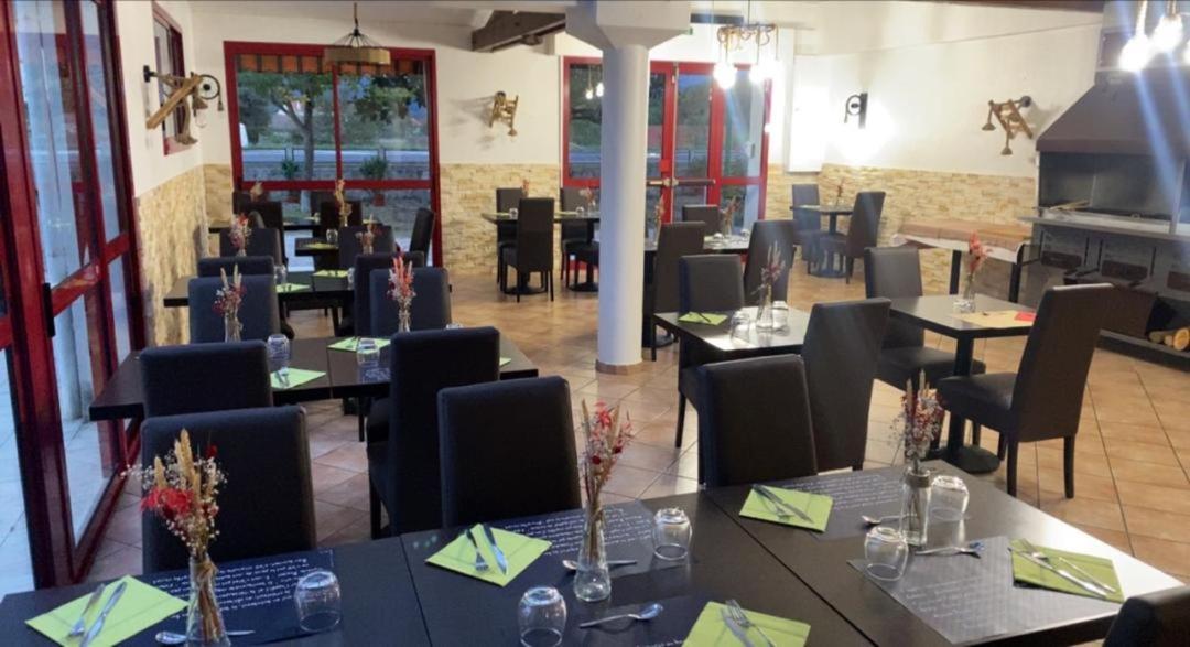 Hostellerie Du Parc Labarthe-Inard Kültér fotó