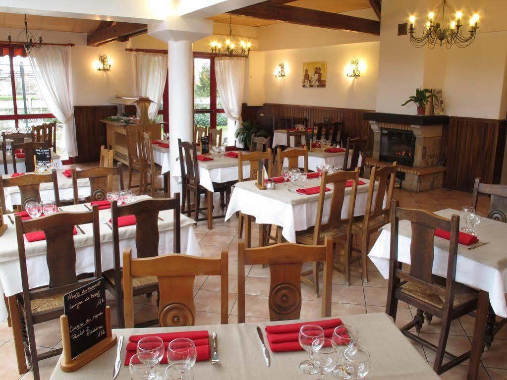 Hostellerie Du Parc Labarthe-Inard Kültér fotó