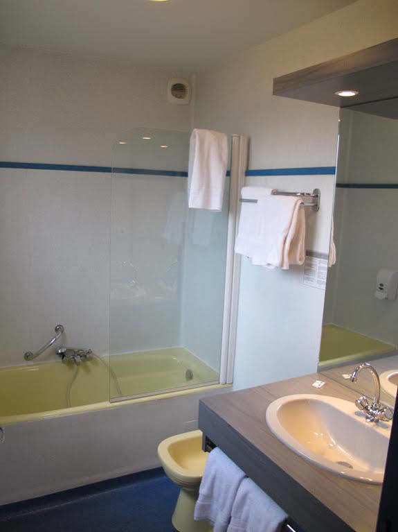 Hostellerie Du Parc Labarthe-Inard Kültér fotó
